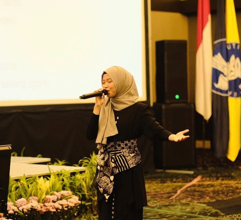 Voice Over Talent, Performer & Singer